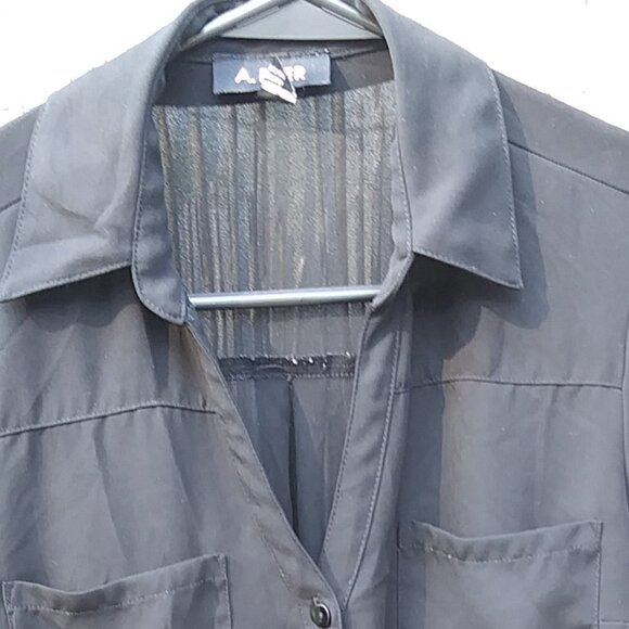 A. Byer Sheer Black Button Down V-Neck Blouse Top Shirt with Pockets- S - Picture 3 of 11